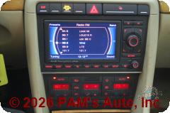 Vehicle photo 10