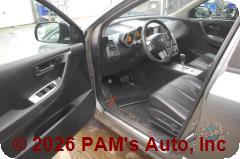 Vehicle photo 8