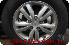 Vehicle photo 7