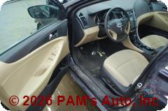 Vehicle photo 8
