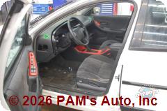 Vehicle photo 8