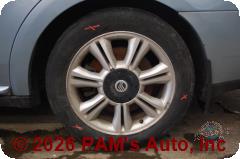 Vehicle photo 7