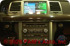 Vehicle photo 10