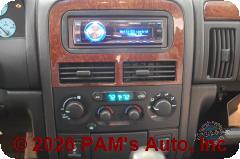 Vehicle photo 10