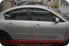 Vehicle photo 3
