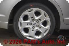 Vehicle photo 7