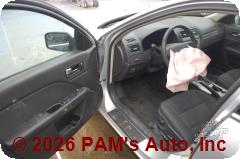 Vehicle photo 8