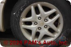 Vehicle photo 7