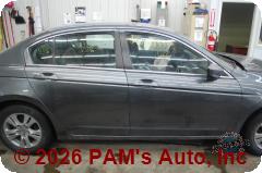 Vehicle photo 3