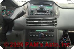 Vehicle photo 10