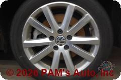 Vehicle photo 7