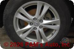 Vehicle photo 7