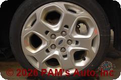 Vehicle photo 7