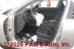 Vehicle photo 8
