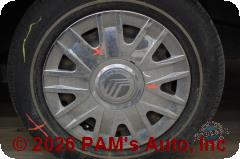 Vehicle photo 7