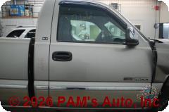 Vehicle photo 3