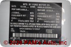 Vehicle photo 13