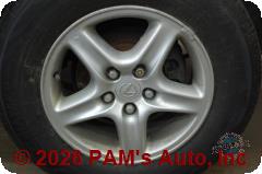 Vehicle photo 7