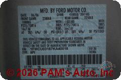 Vehicle photo 13