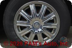 Vehicle photo 7