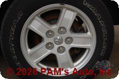 Vehicle photo 7