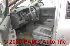 Vehicle photo 8