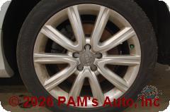 Vehicle photo 7