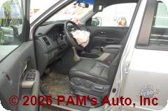 Vehicle photo 8