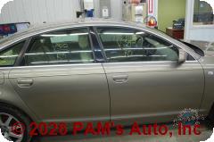 Vehicle photo 3