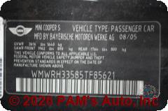 Vehicle photo 13