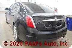 Vehicle photo 5