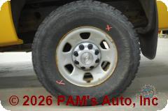Vehicle photo 7