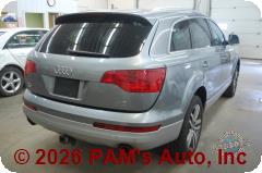 Vehicle photo 4