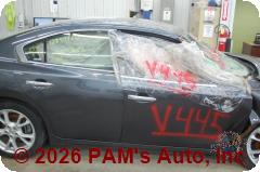 Vehicle photo 3