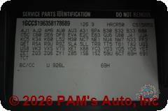 Vehicle photo 13