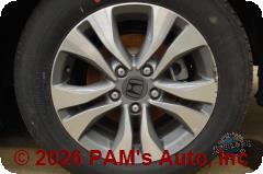 Vehicle photo 7
