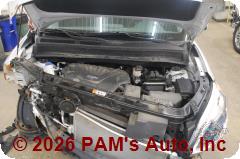Vehicle photo 12