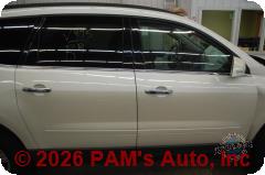Vehicle photo 3