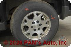 Vehicle photo 7