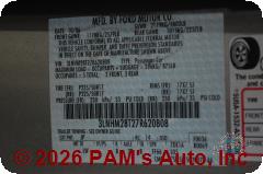 Vehicle photo 13