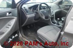 Vehicle photo 8