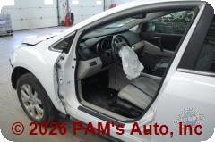 Vehicle photo 8