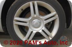 Vehicle photo 7