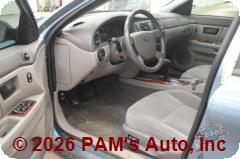 Vehicle photo 8