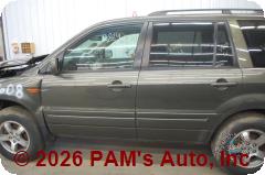 Vehicle photo 6