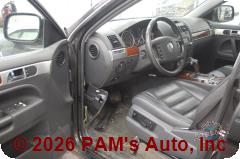 Vehicle photo 8