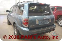 Vehicle photo 5