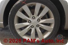 Vehicle photo 7