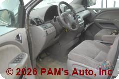 Vehicle photo 8