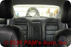 Vehicle photo 9